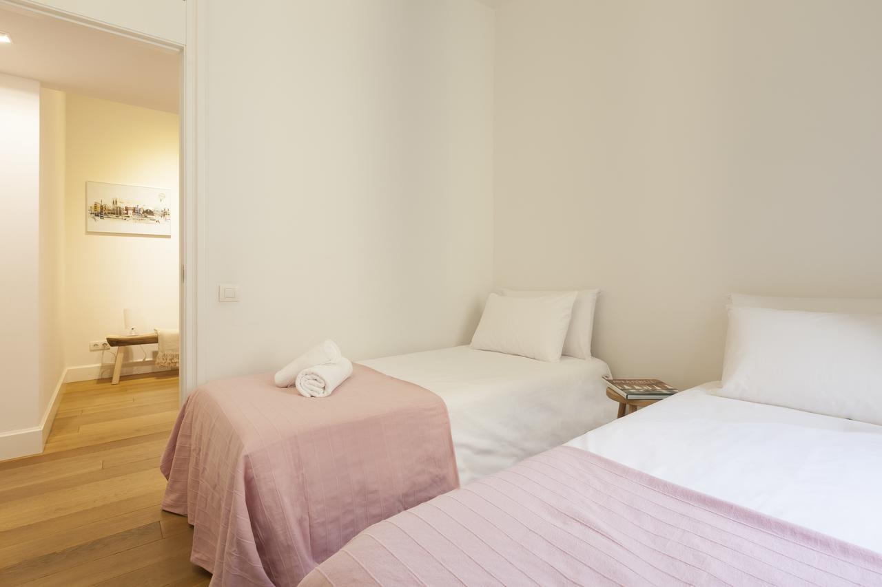 バルセロナClick&Flat Luxury Sant Joanアパートメント エクステリア 写真