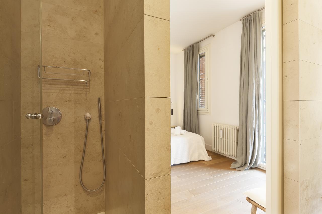 バルセロナClick&Flat Luxury Sant Joanアパートメント エクステリア 写真